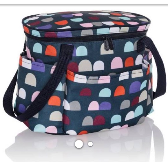 thirty-one Handbags - Thirty-One get creative round caddy Gumdrop NIB